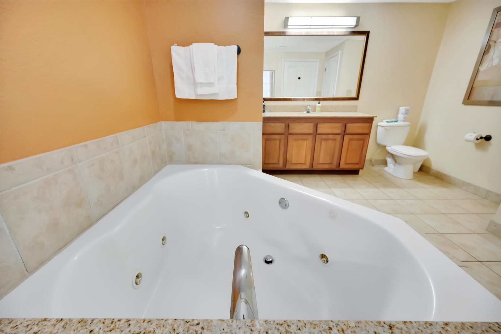 Soak away your cares in your own private jetted tub, with fresh towels within easy reach and plenty of space to unwind.