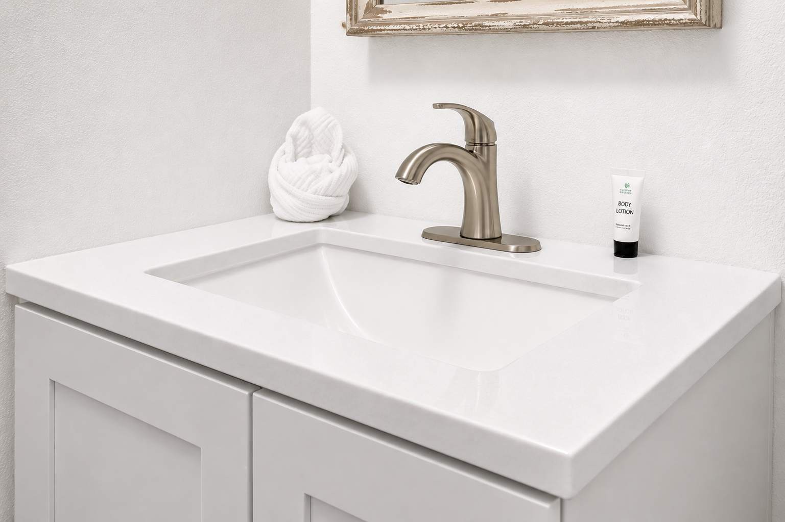 Freshen up at your private vanity with plush towels and thoughtful toiletries waiting for you.