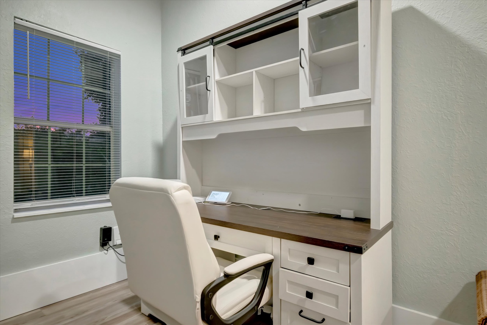 A dedicated workspace awaits with a built-in desk, ample storage, and calming twilight views to keep you inspired during your stay.