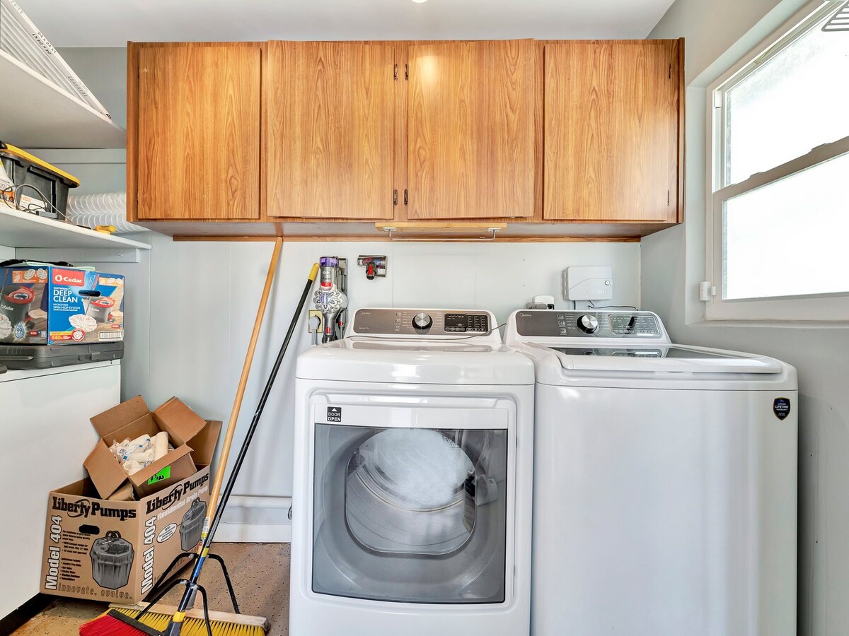 Your stay includes convenient in-unit laundry facilities, making it easy to pack light and refresh your wardrobe whenever needed during your getaway.