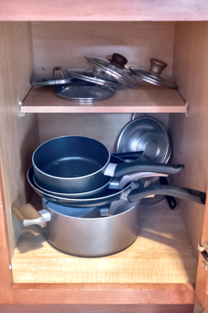 Your kitchen comes fully stocked with quality cookware, including pots, pans, and lids—everything you need to prepare home-cooked meals during your stay.