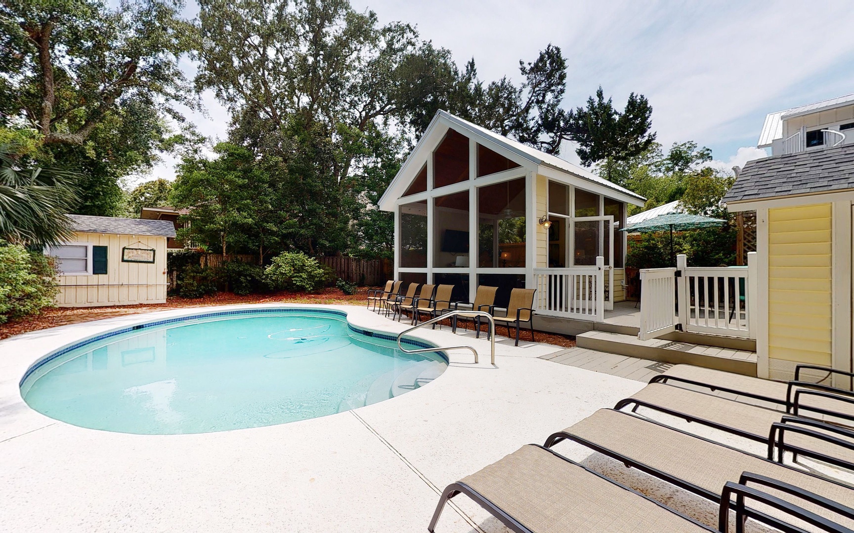 Private Pool