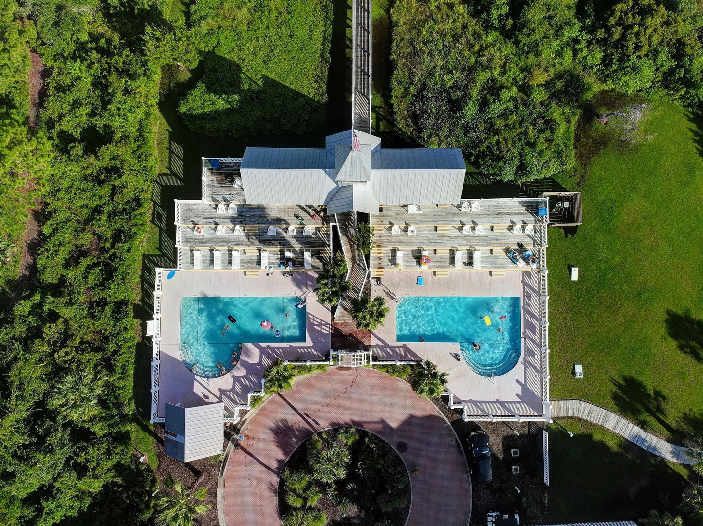 Coast Cottages Pools