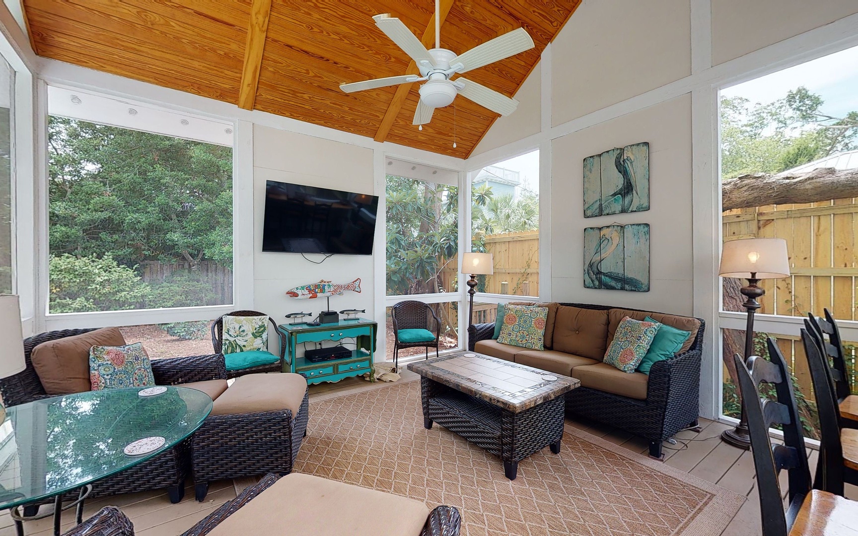 Screened Outdoor Living Area