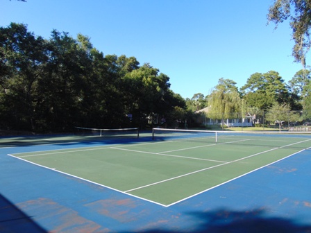 Public Tennis Court