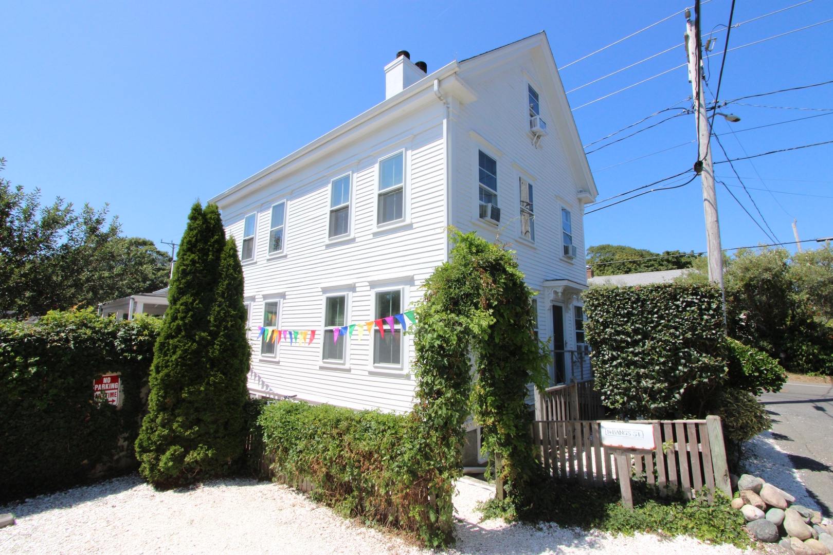 High Tide (Upper Level)