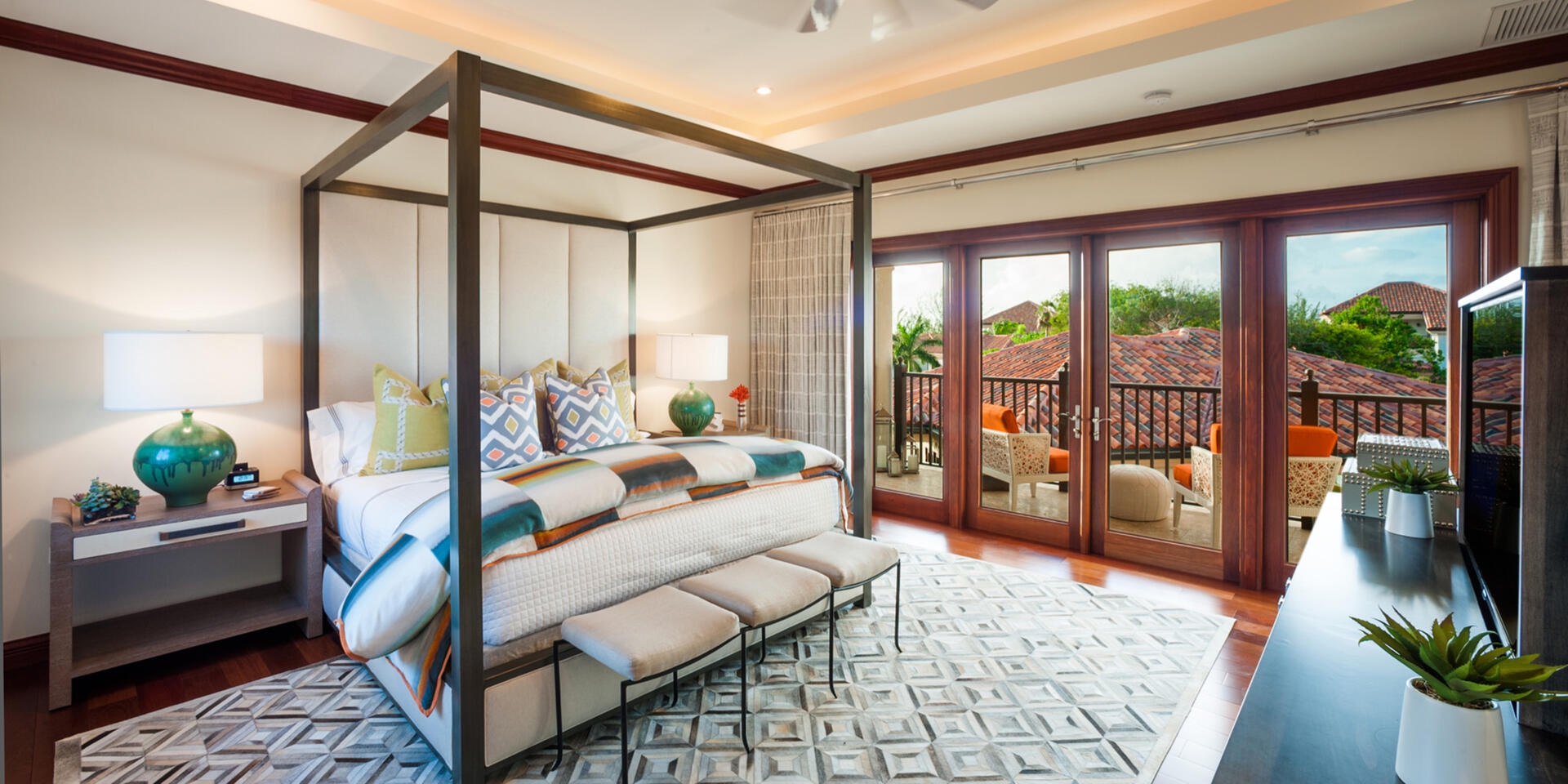 Master suite on the upper level with king bed.