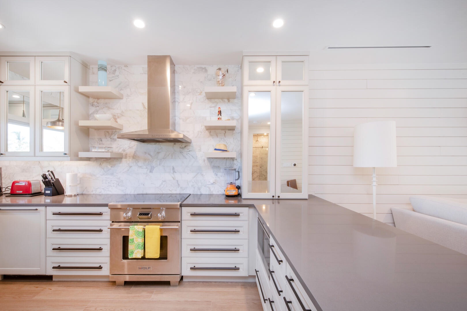The kitchen comes equipped with a toaster and blender.