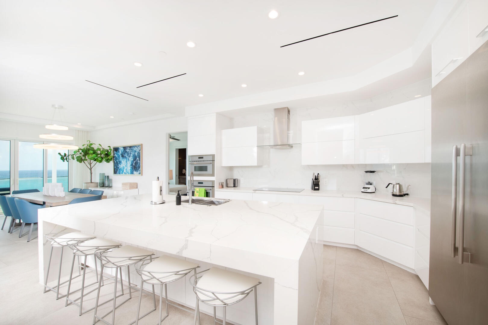 Kitchen island that seats 5.