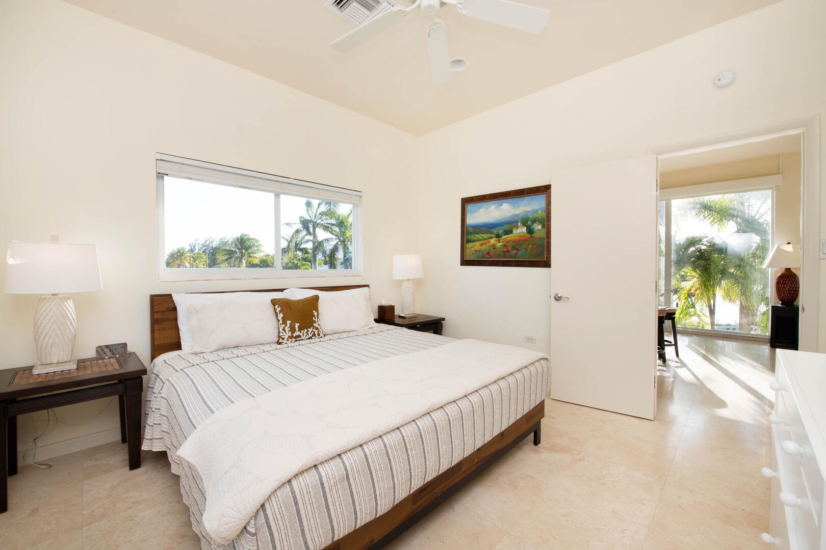 Guest Suite with king bed.