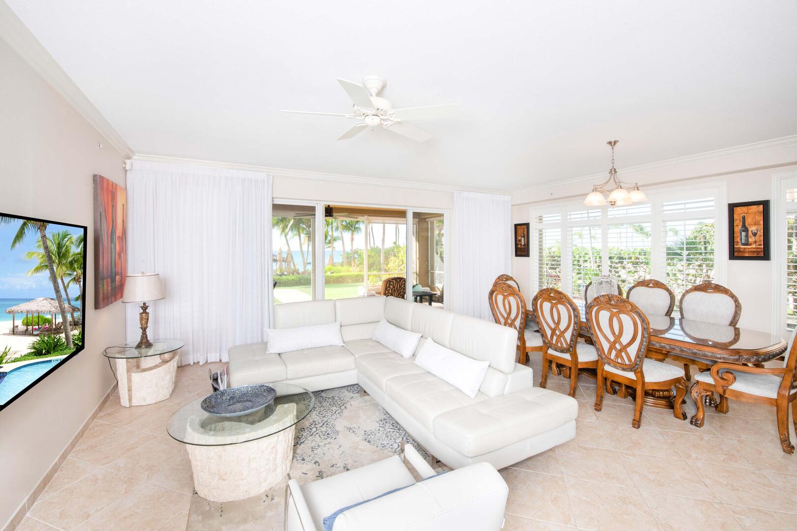 This corner unit enjoys plenty natural light.