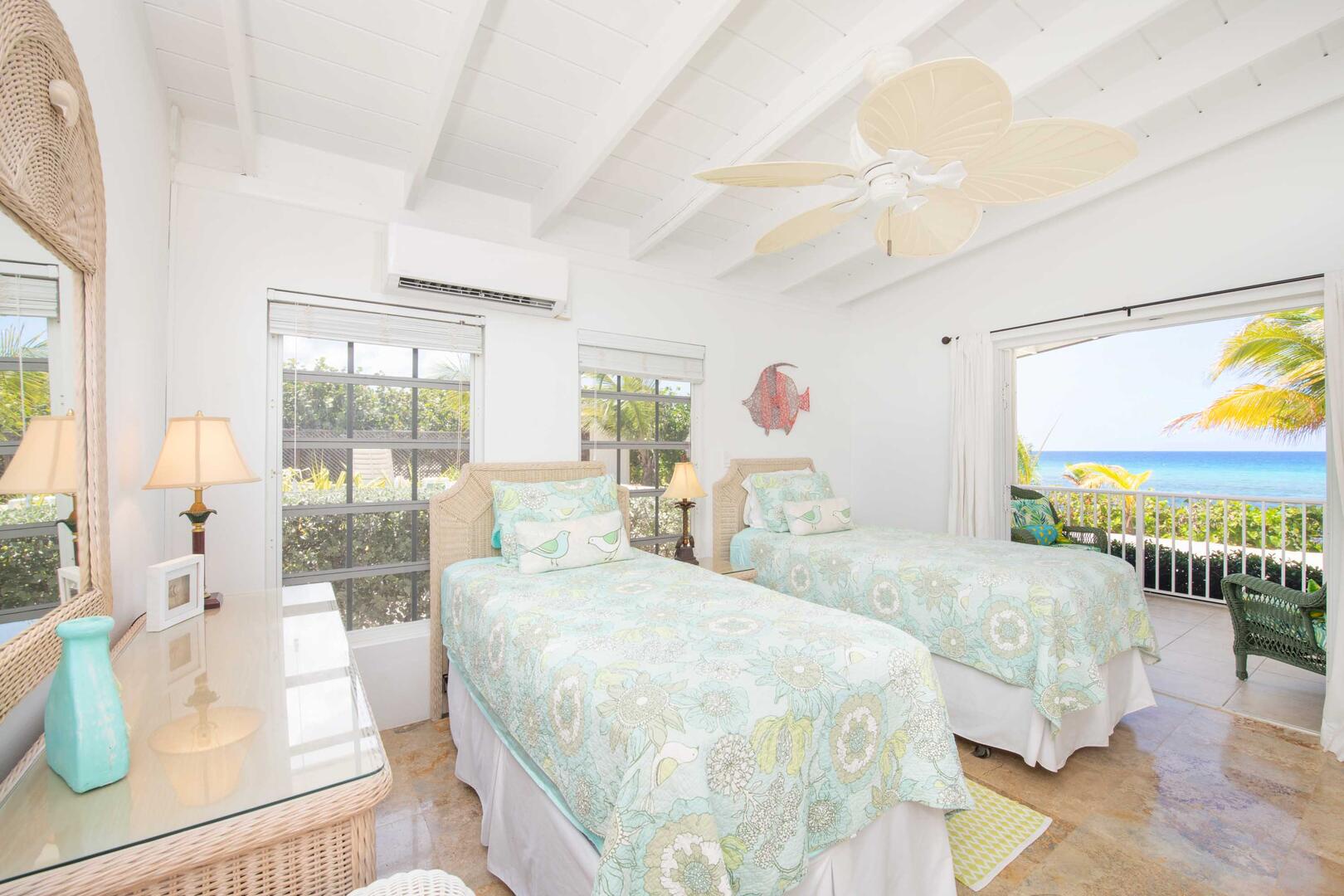 Guest Suite with twin beds.