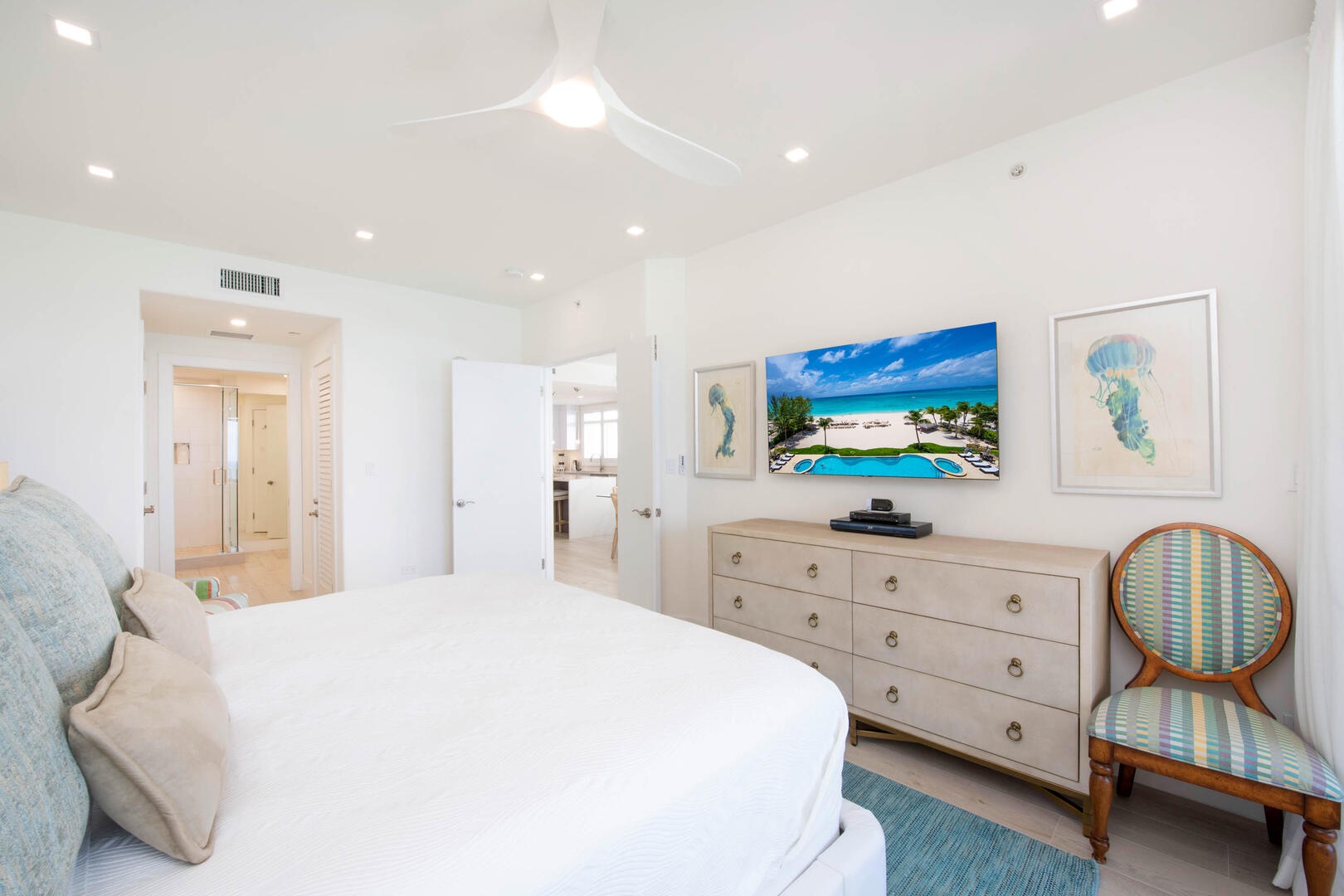 Master suite is equipped with a SmartTV and ensuite bathroom.