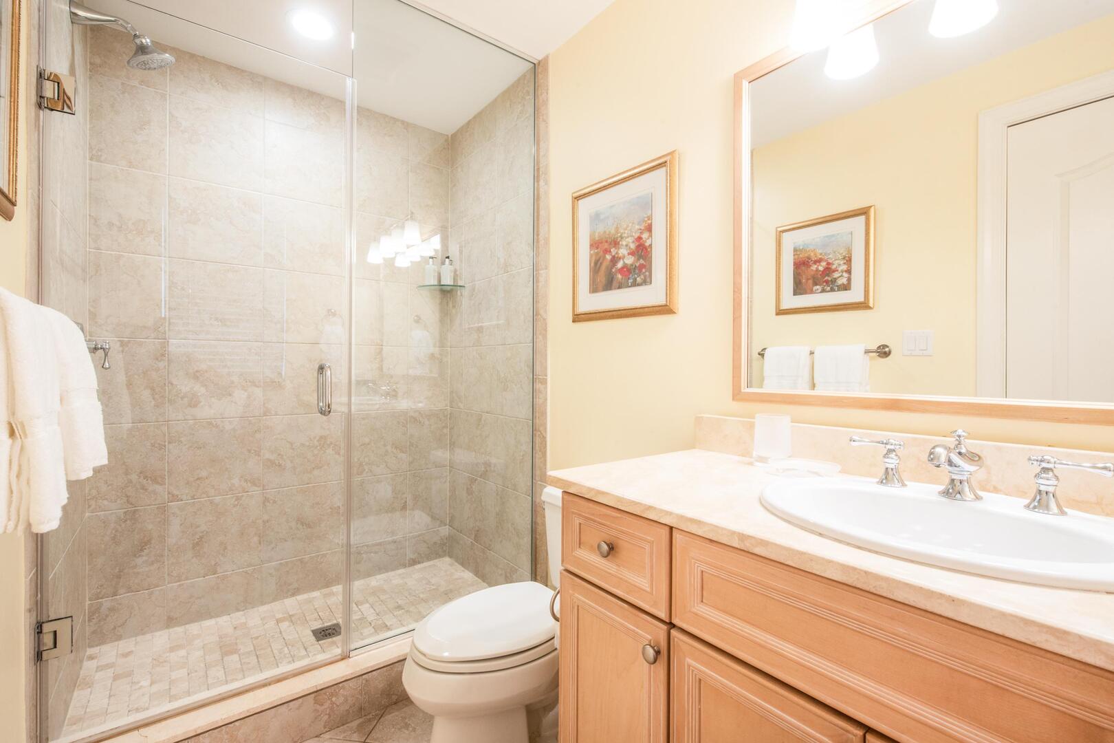 Bedroom 3 ensuite with shower.