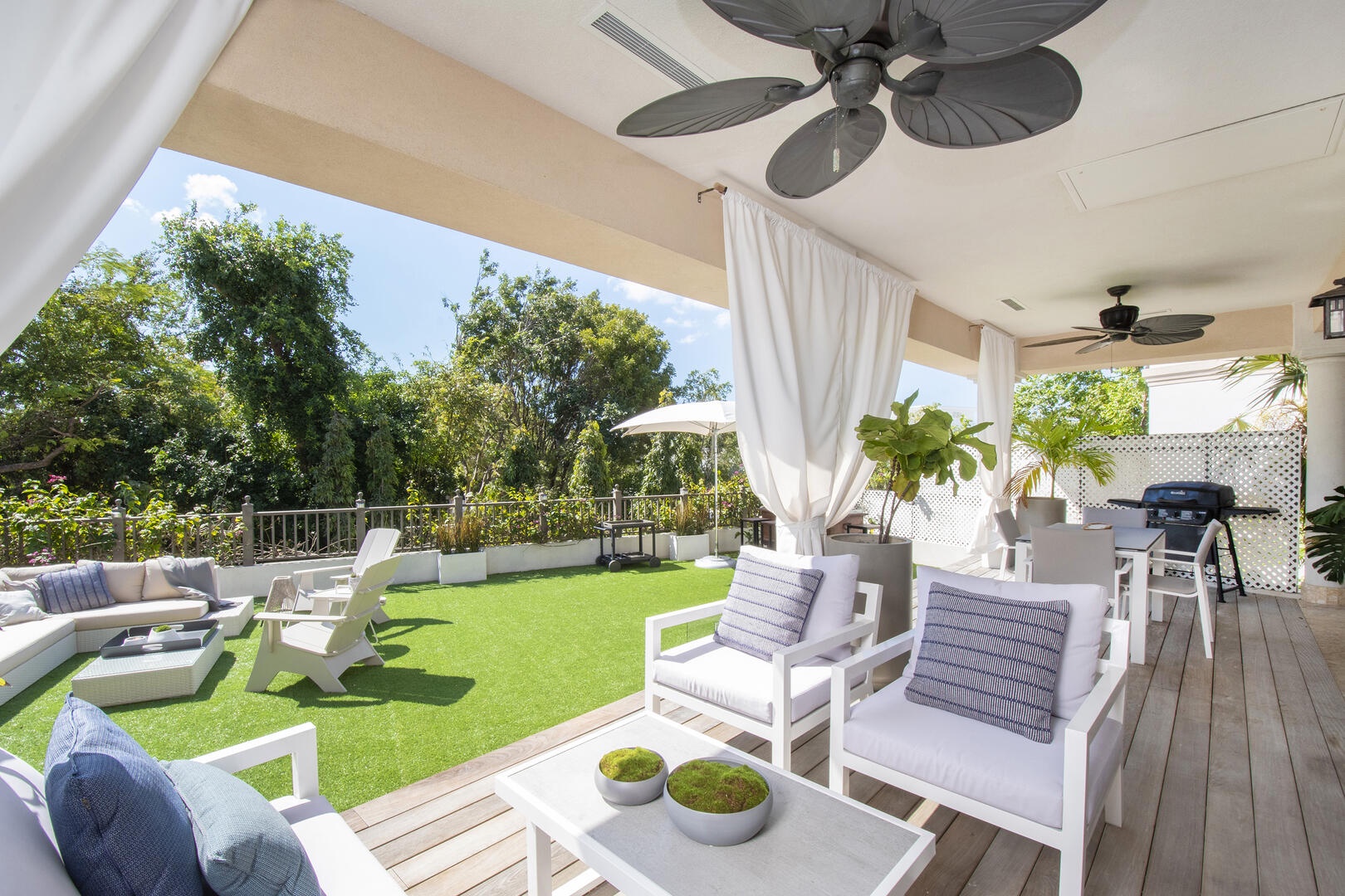 Veranda patio and backyard.