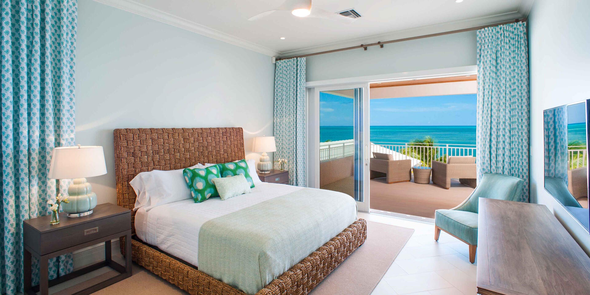 Guest Suite 2 with King bed.