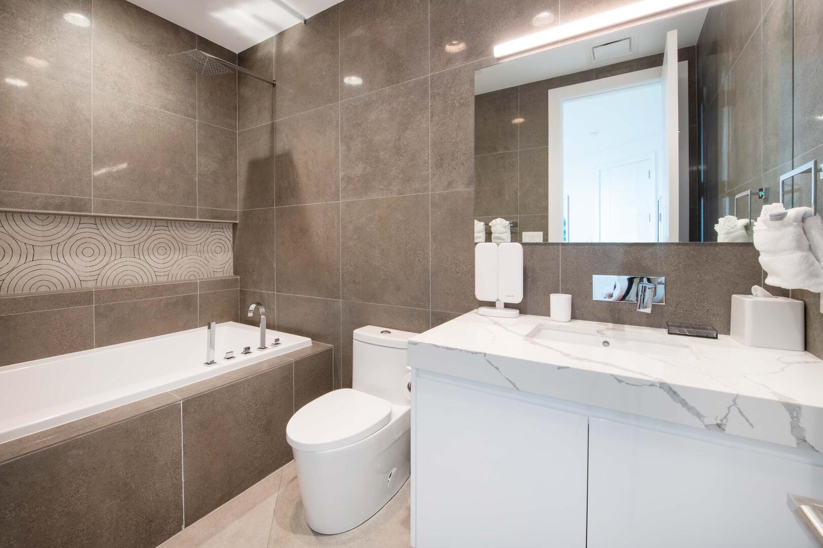 Guest Suite ensuite bathroom.