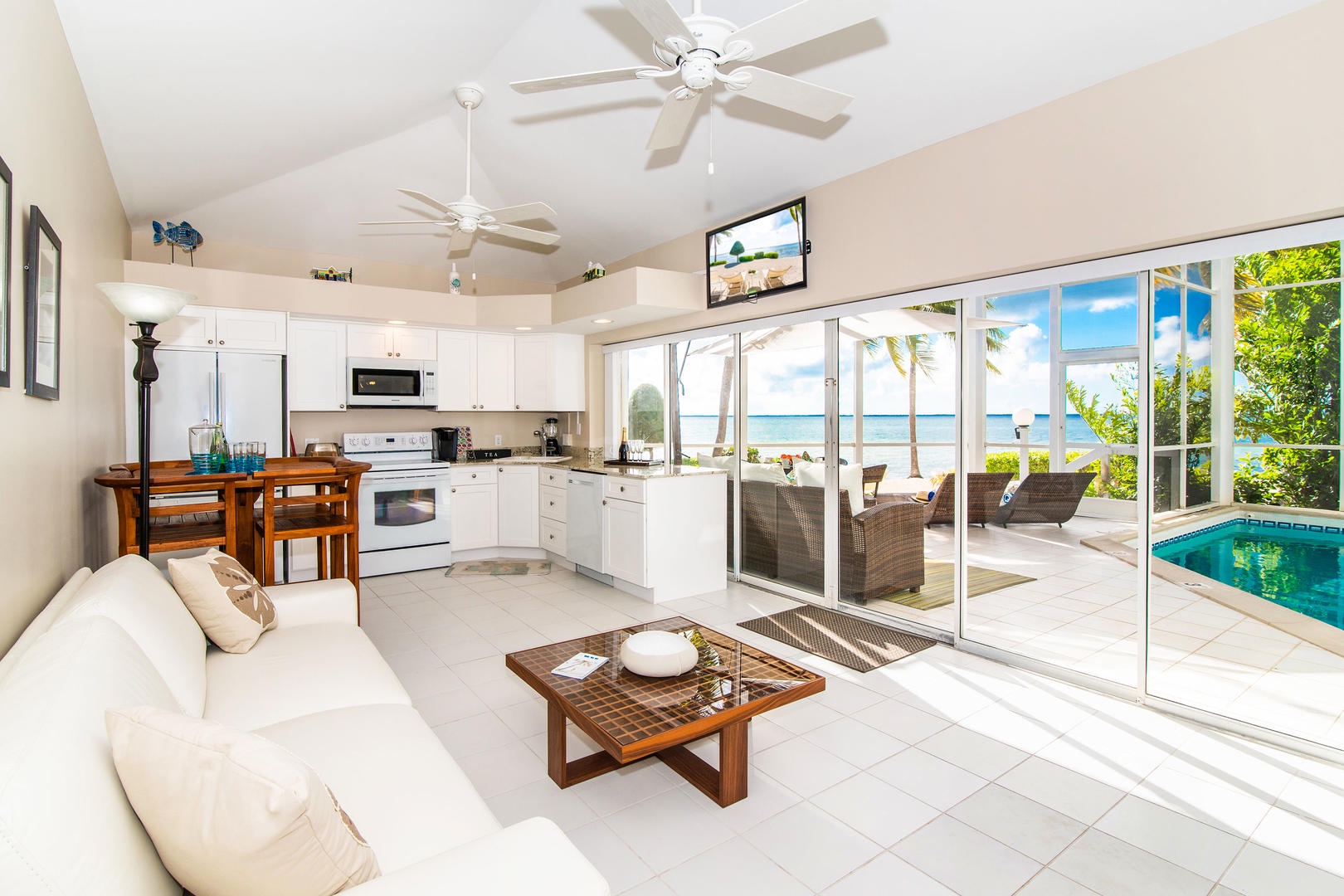 Enjoy the living area with the full-length doors to the atrium open or closed!