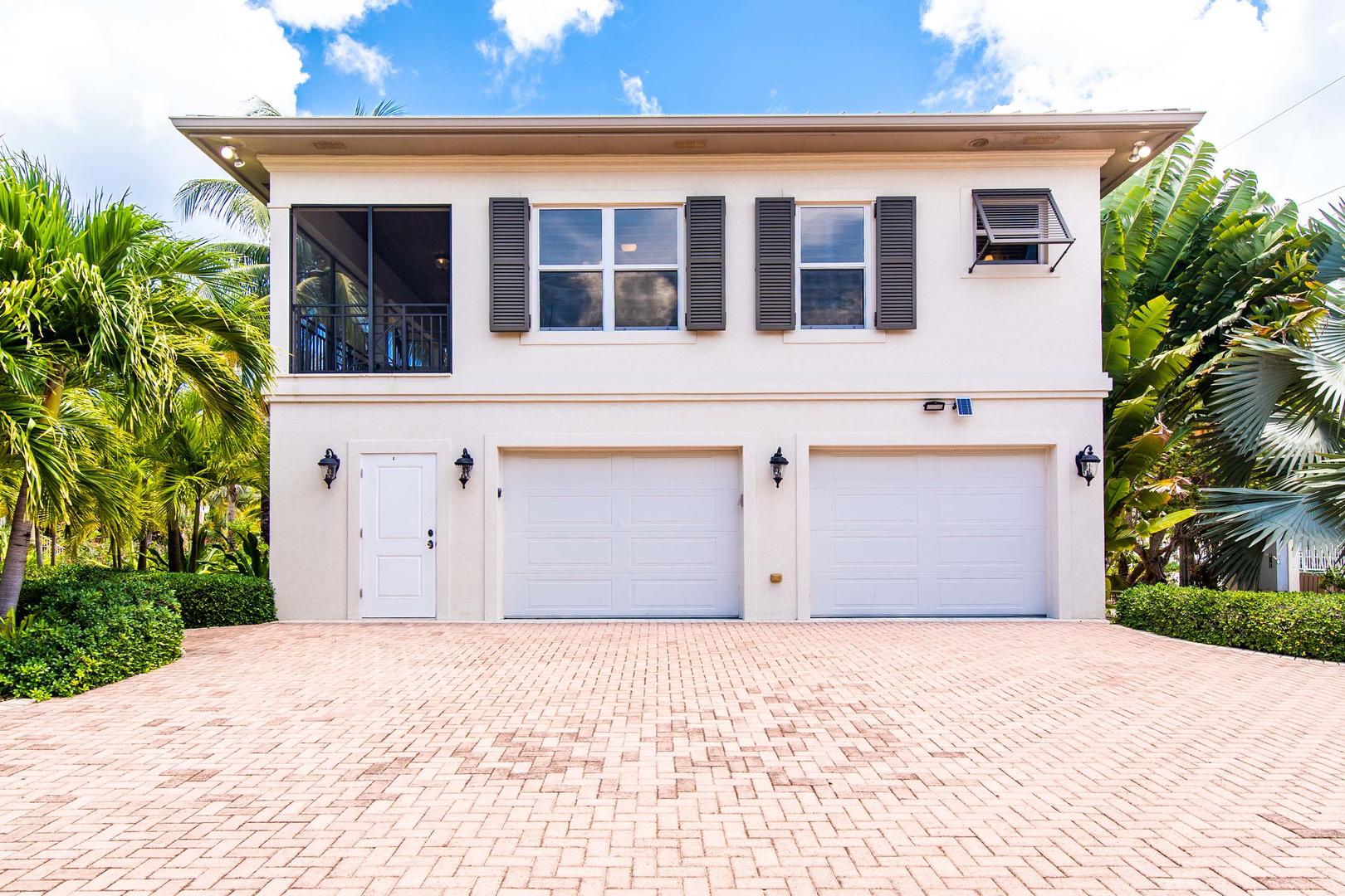 Guest cottage suite above the garage.