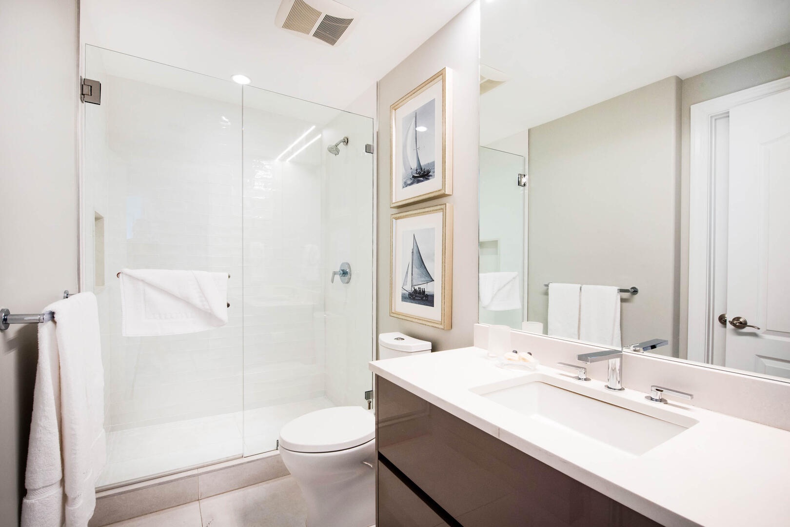 Guest Suite bathroom.