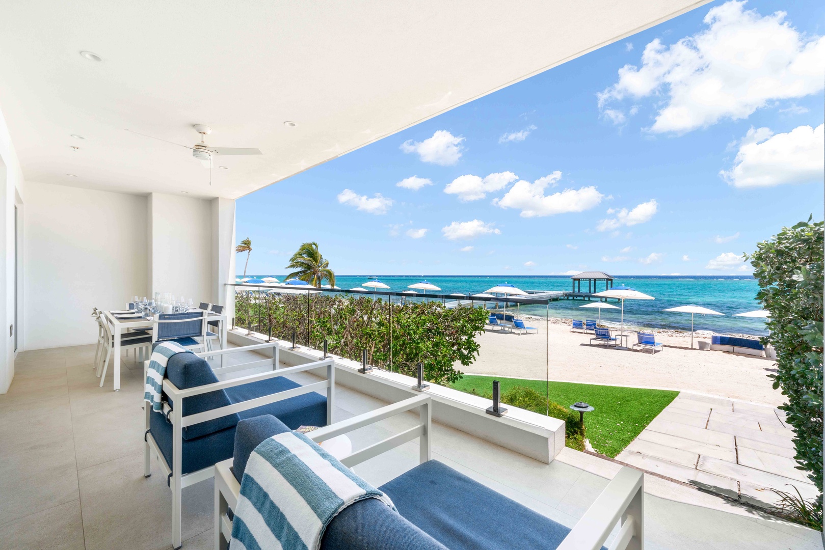 25-105-verandah-and-beach-access