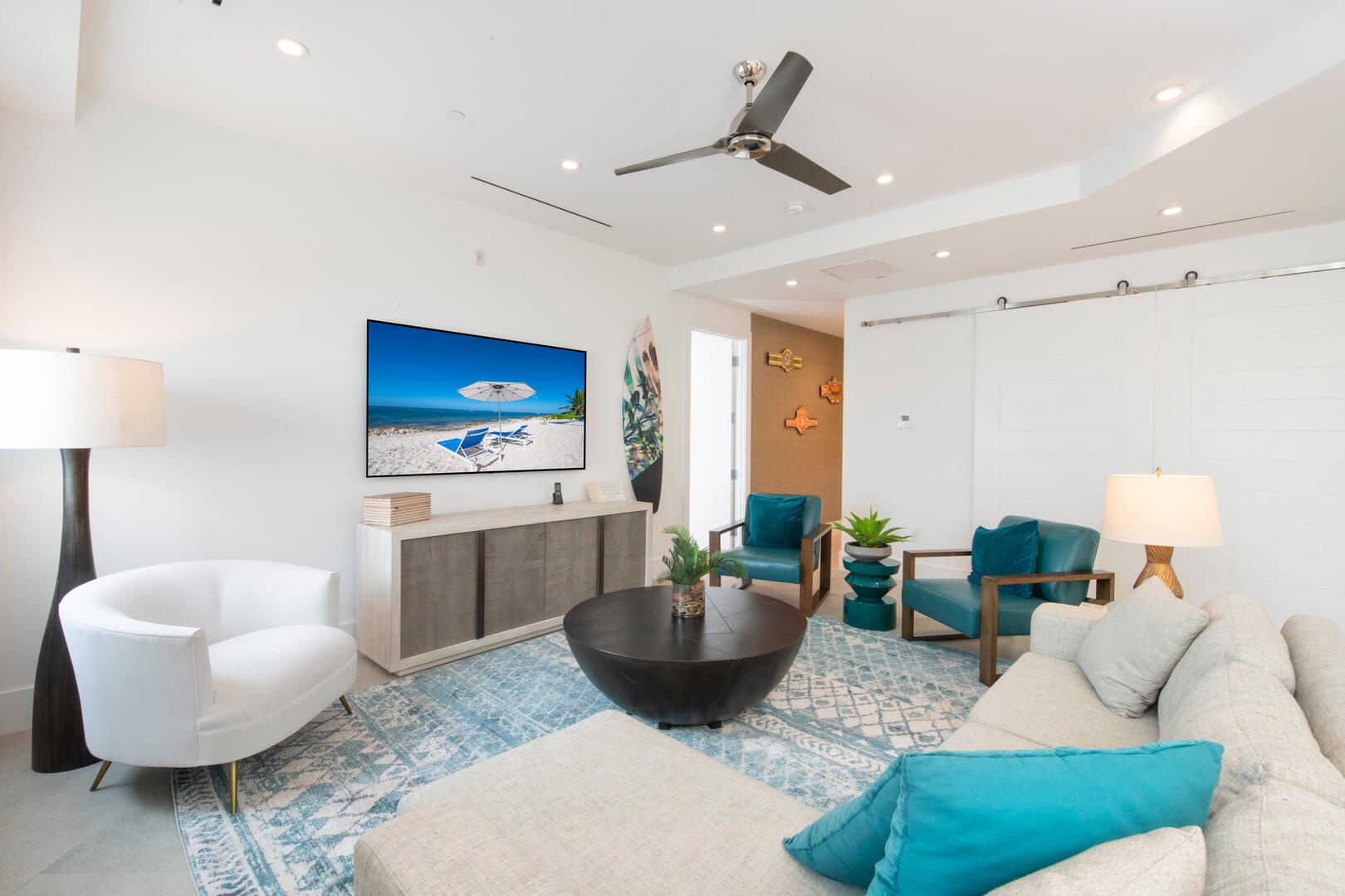 Sectional sofa and plenty of seating.