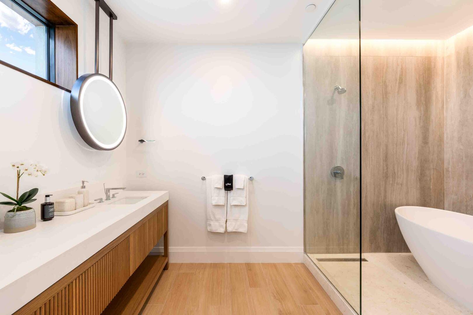 Primary Ensuite with bathtub and shower.