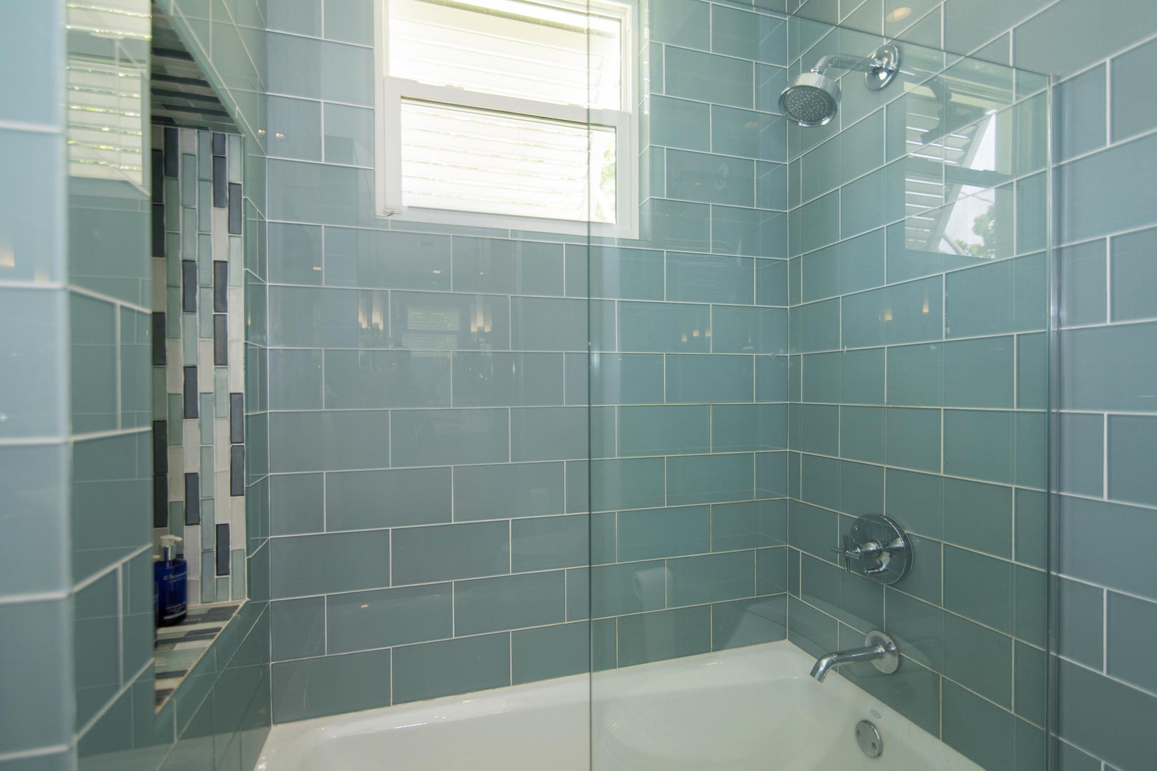 Twin Suite's Bathroom Shower.