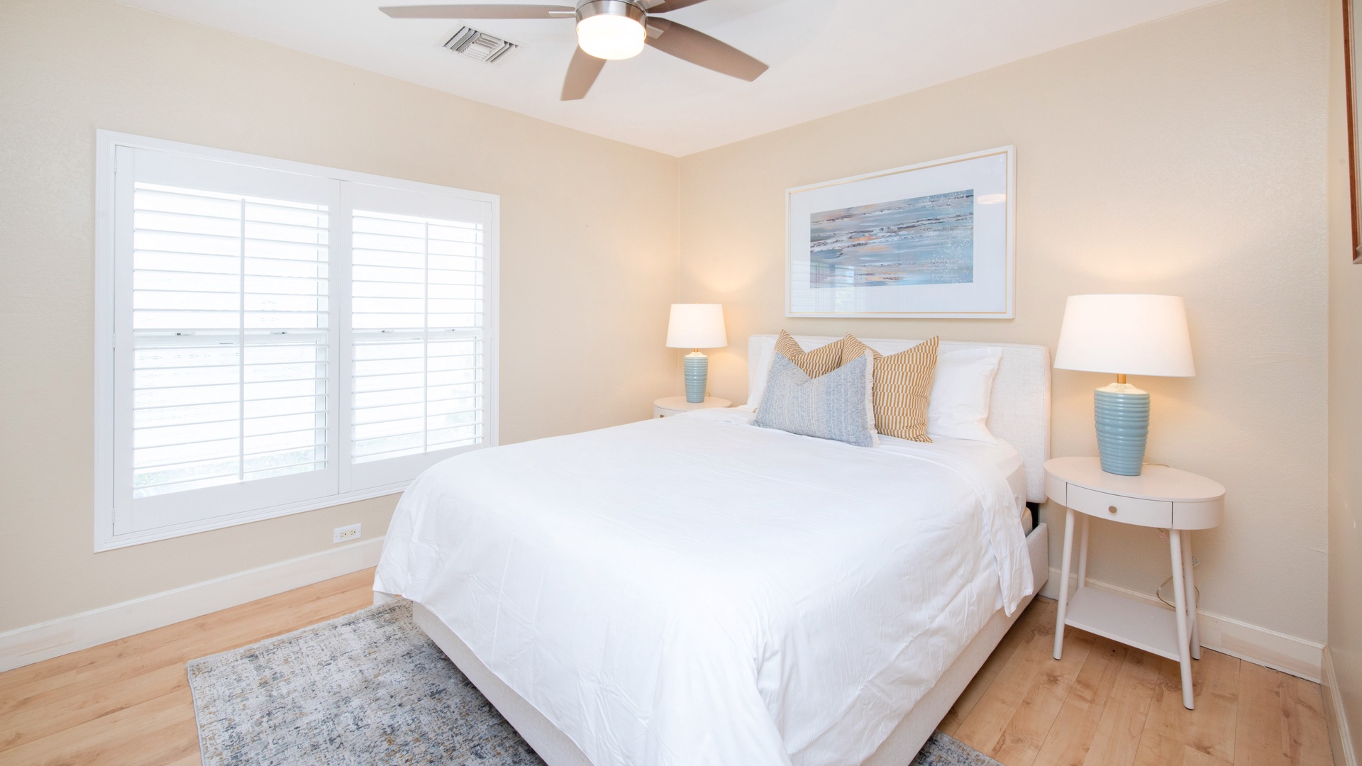 Bedroom with queen bed.