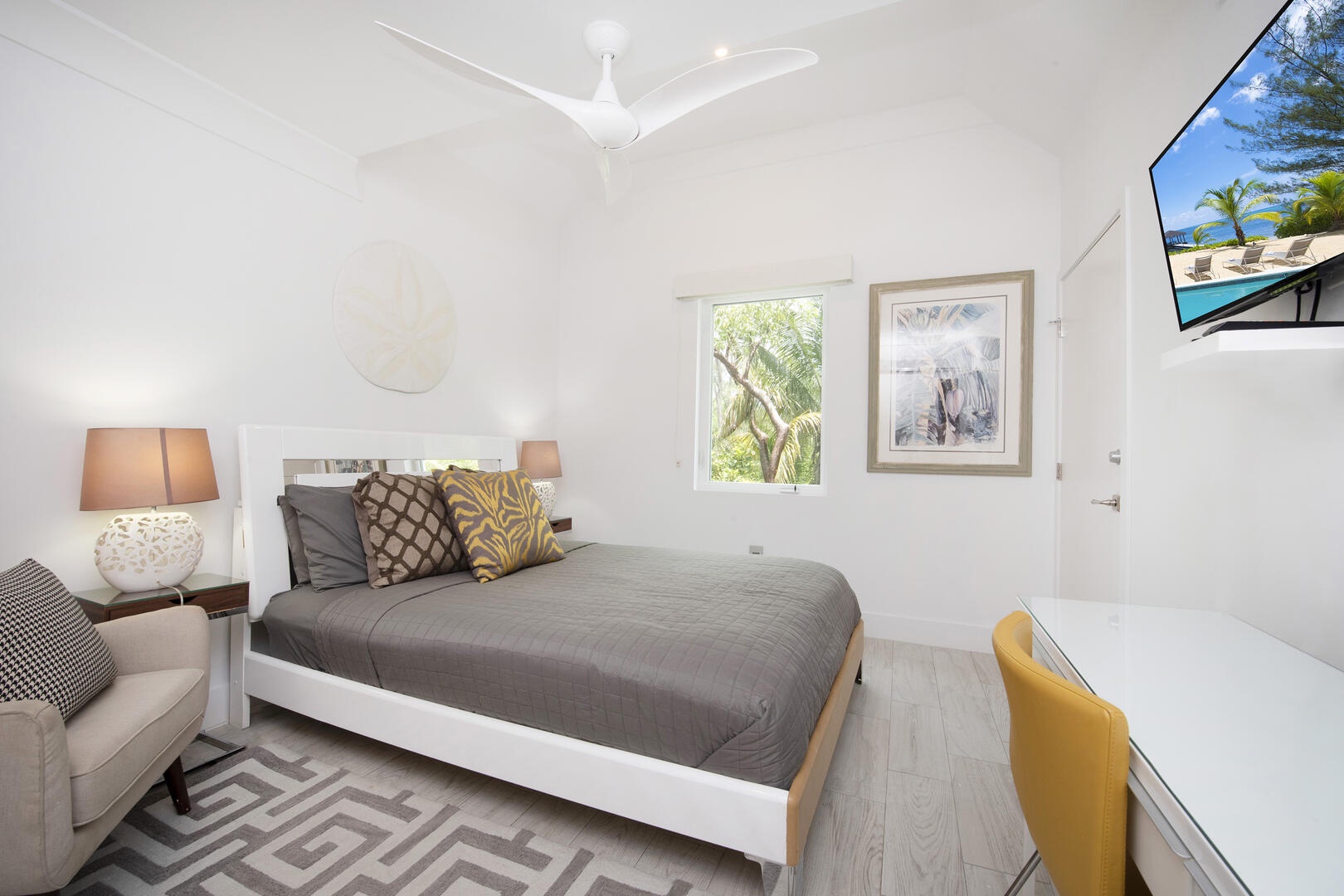 Upper East Queen Bedroom with Queen bed.