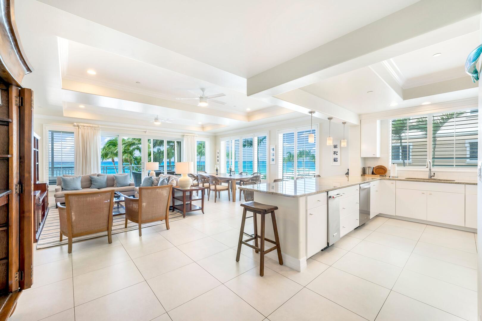 Corner units enjoy tons of natural light flooding the interiors.