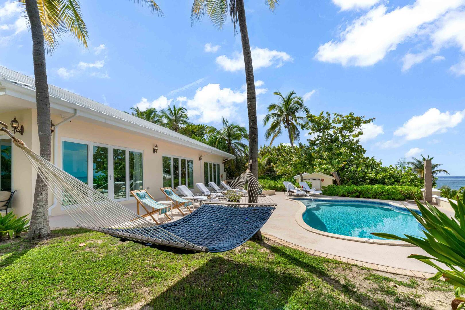 Side view of the seating area.