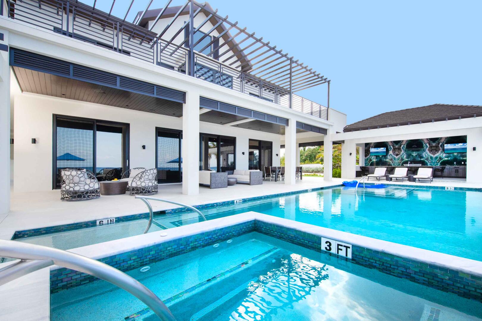 Private Infinity Pool