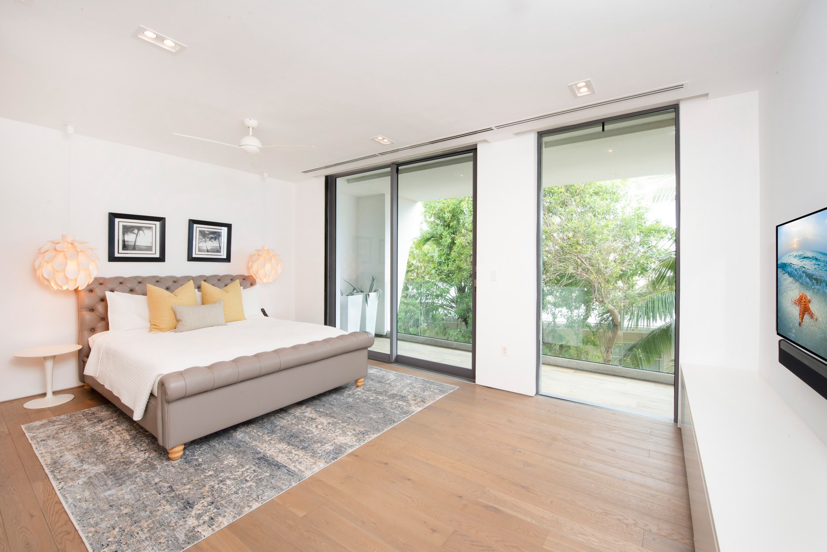 Upstairs Suite 3 with king bed