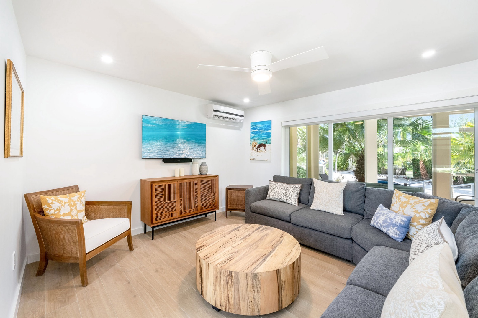 Cloud Nine has been fully renovated from top to bottom. The living area features a comfy sectional sofa with HD cable television, and sound bar.