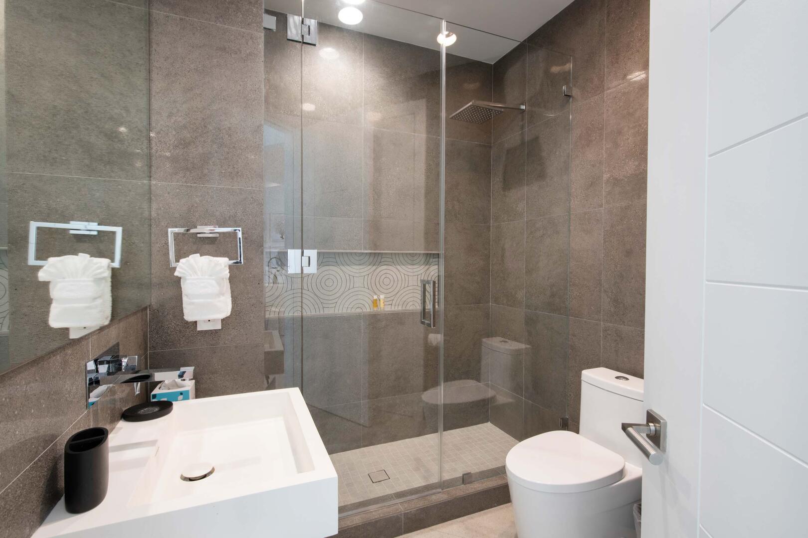 Bunk Ensuite with glass shower.