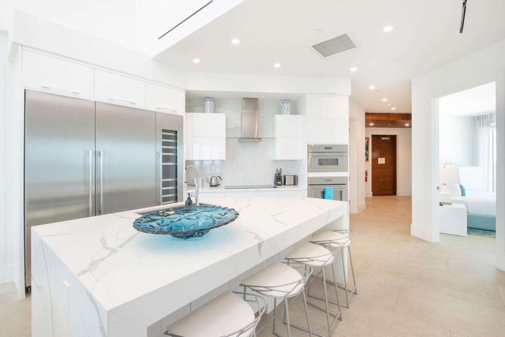 Kitchen island seating for 4.