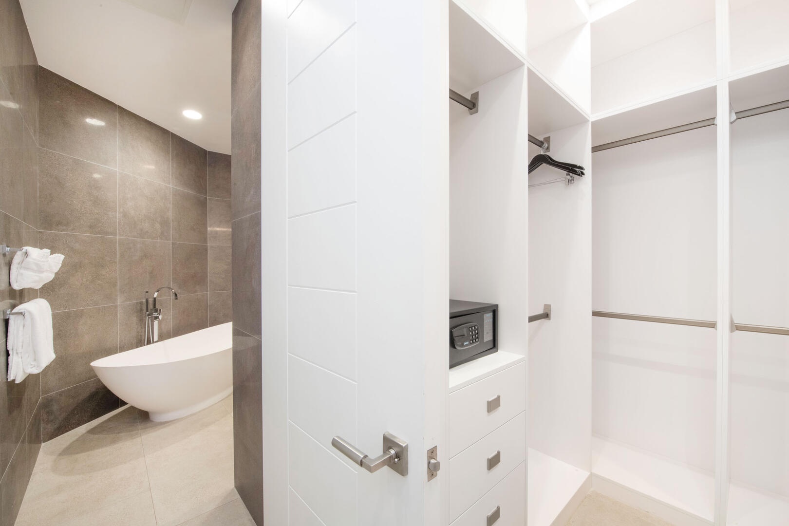 Walk-thru closet leading to the ensuite bath.