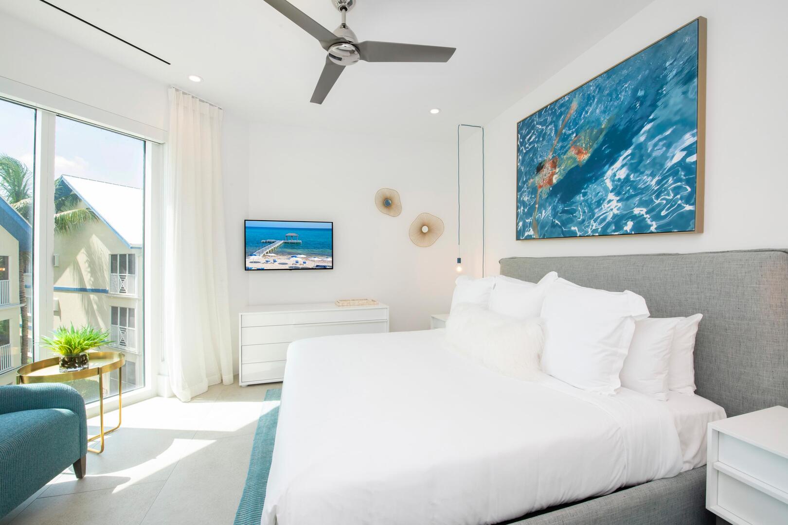 Guest Bedroom #2 with queen bed and SmartTV.