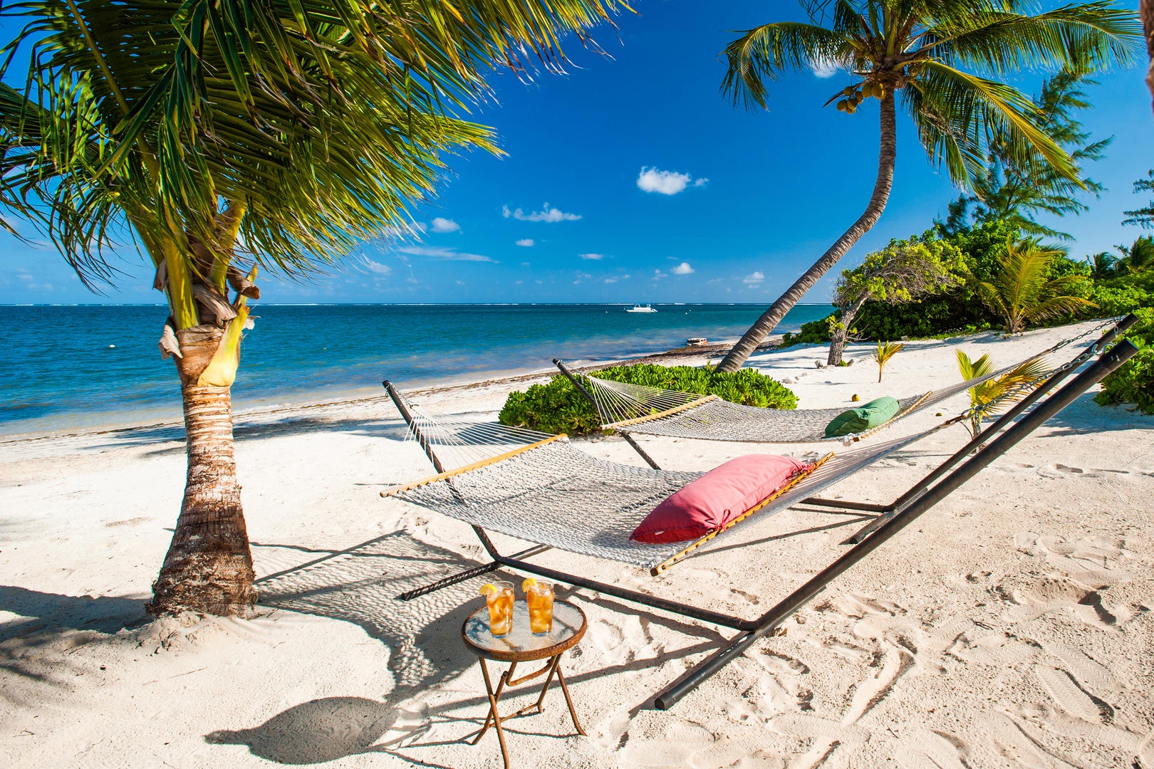 Seaside hammocks to recharge and soak up the tropical vibes.