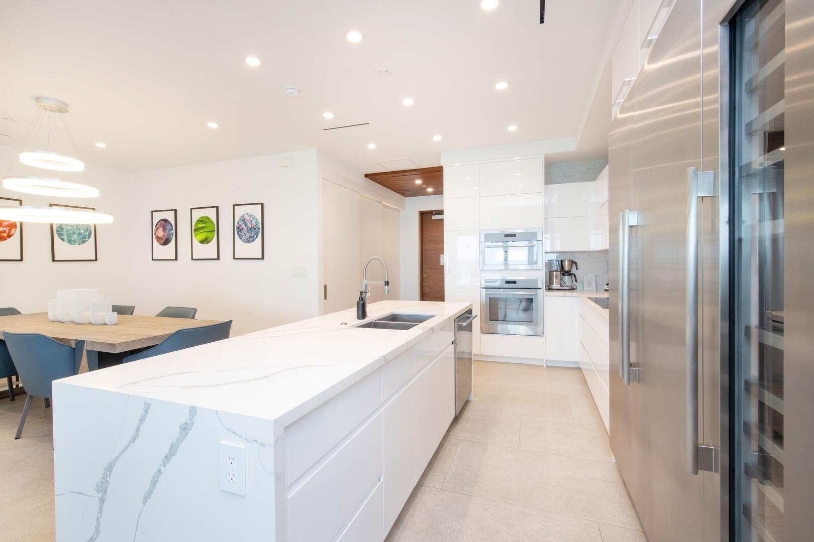 Gourmet kitchen with top of the line appliances.