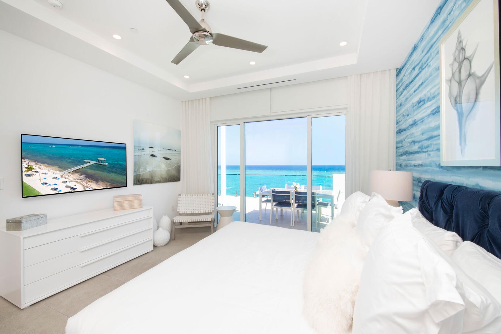 Primary Suite with King Bed.