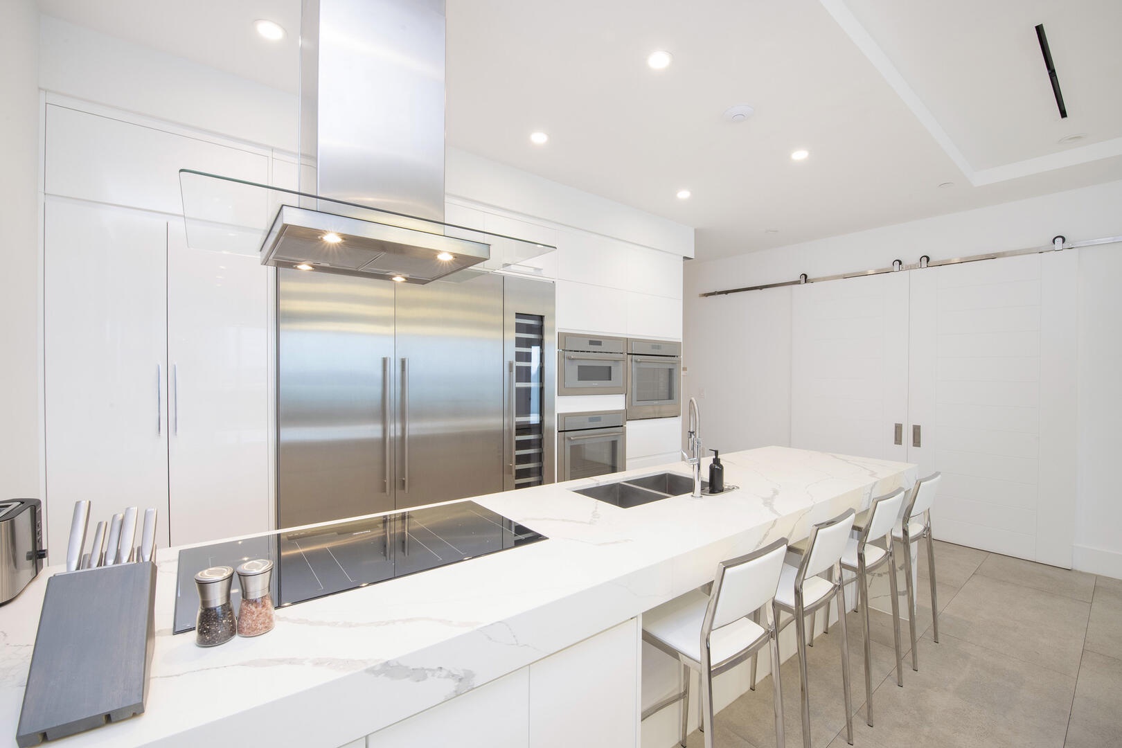 Gourmet kitchen with top of the line appliances.