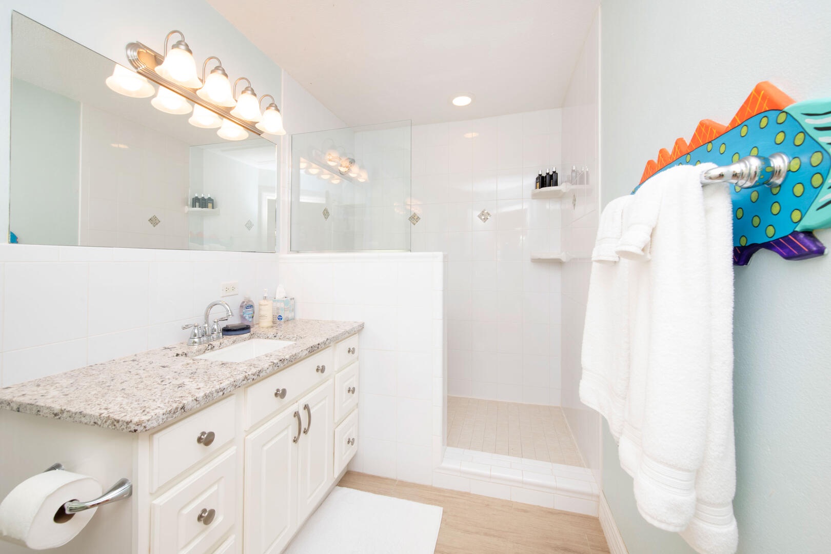 Guest cottage ensuite