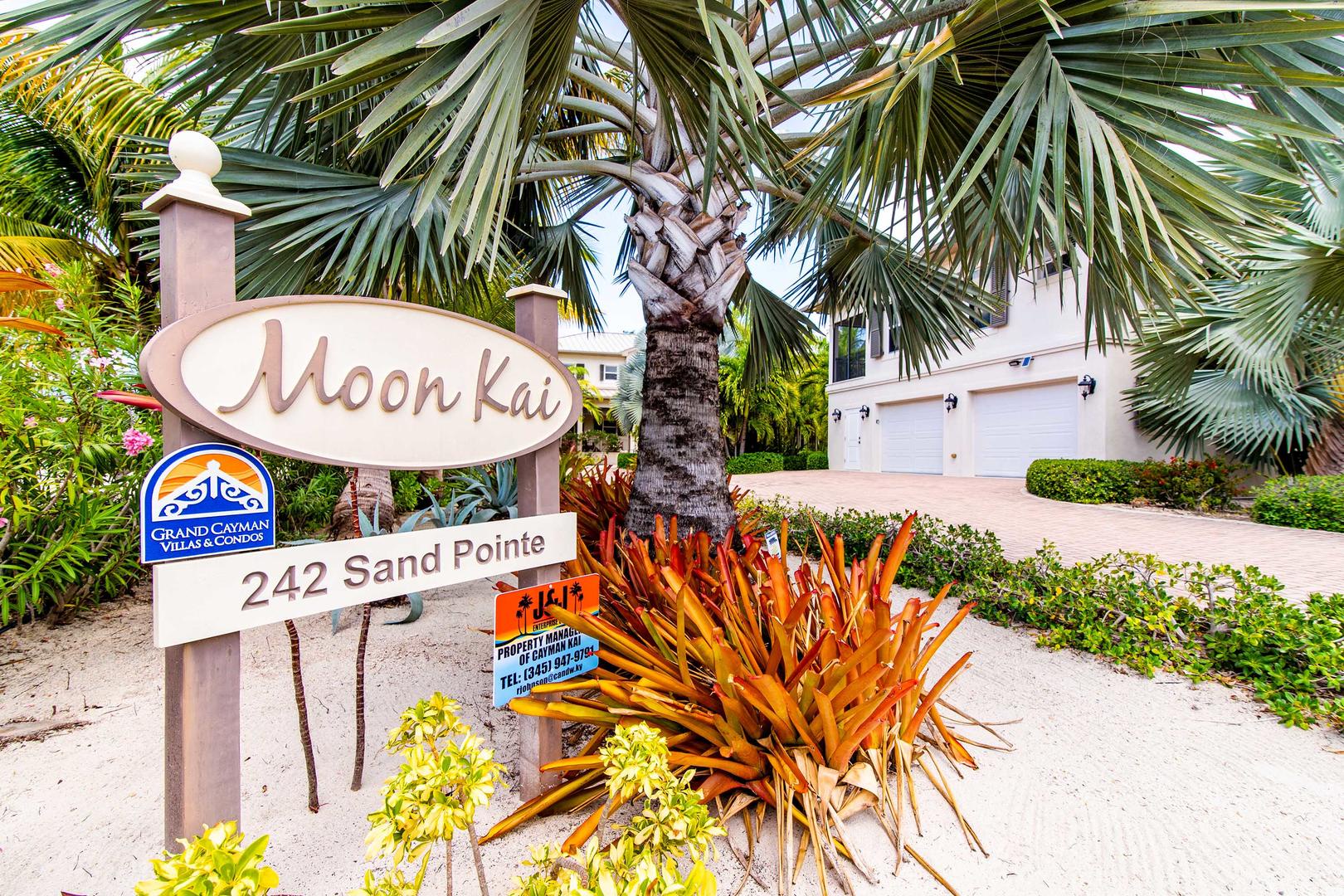 Signage at the foot of the driveway.