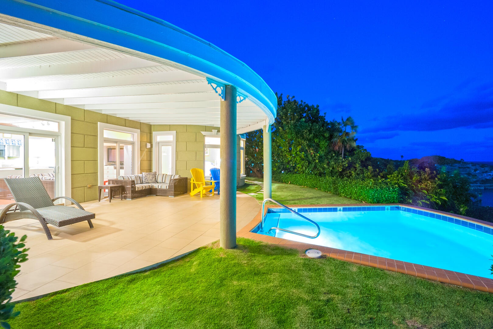 The party doesn't stop when the sun goes down! Enjoy this lit up pool at night.