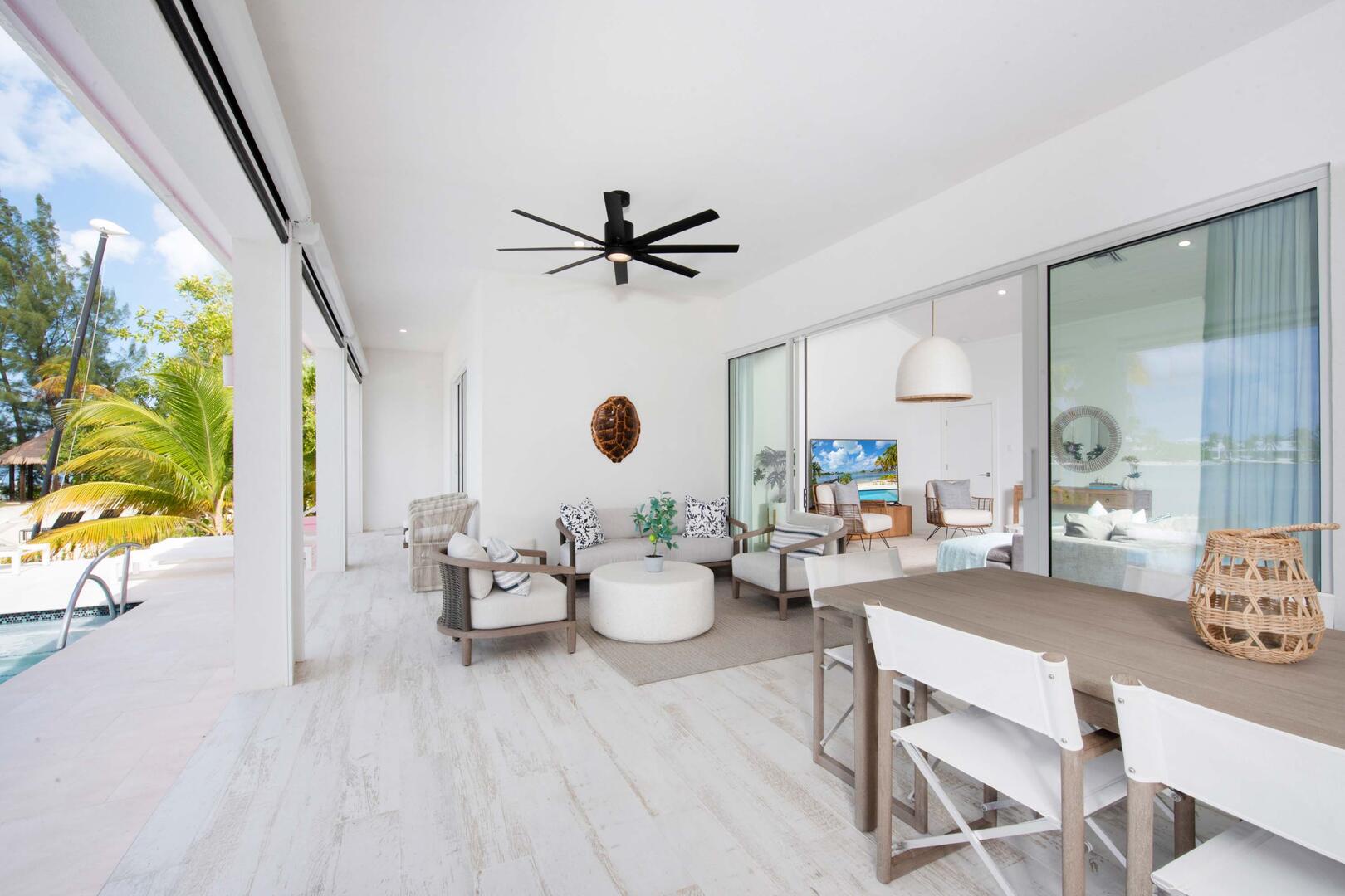 Private veranda lounge.