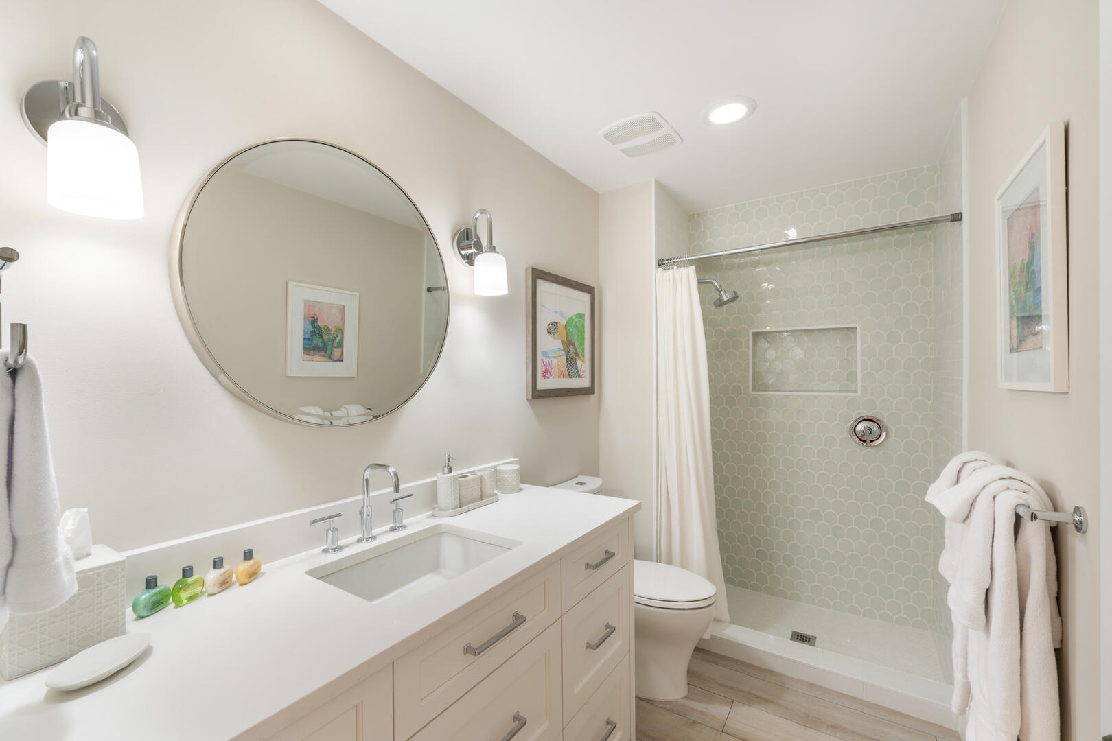 Bedroom #3 ensuite with shower bath.