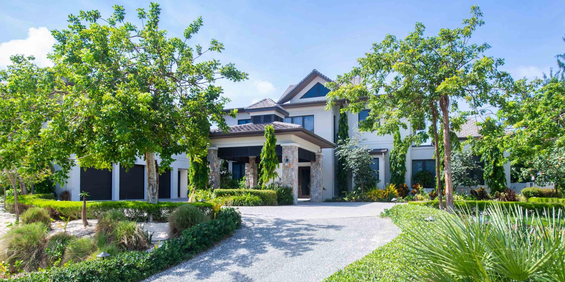 View of the driveway leading up to the main villa.