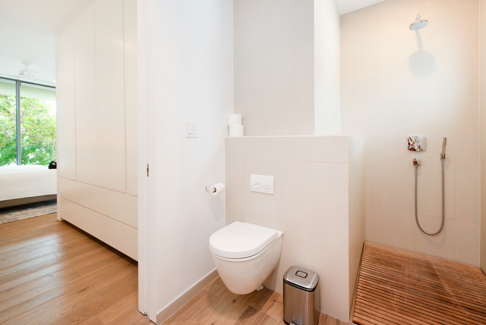 Upstairs Suite 3 ensuite